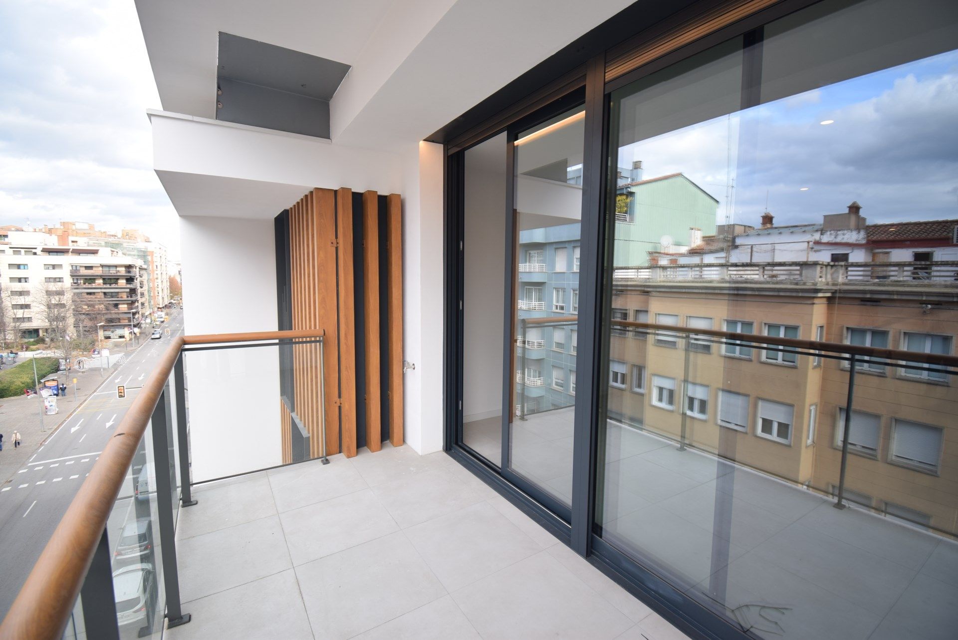 Balcony of Flat to rent in Girona Capital  with Air Conditioner, Heating and Balcony