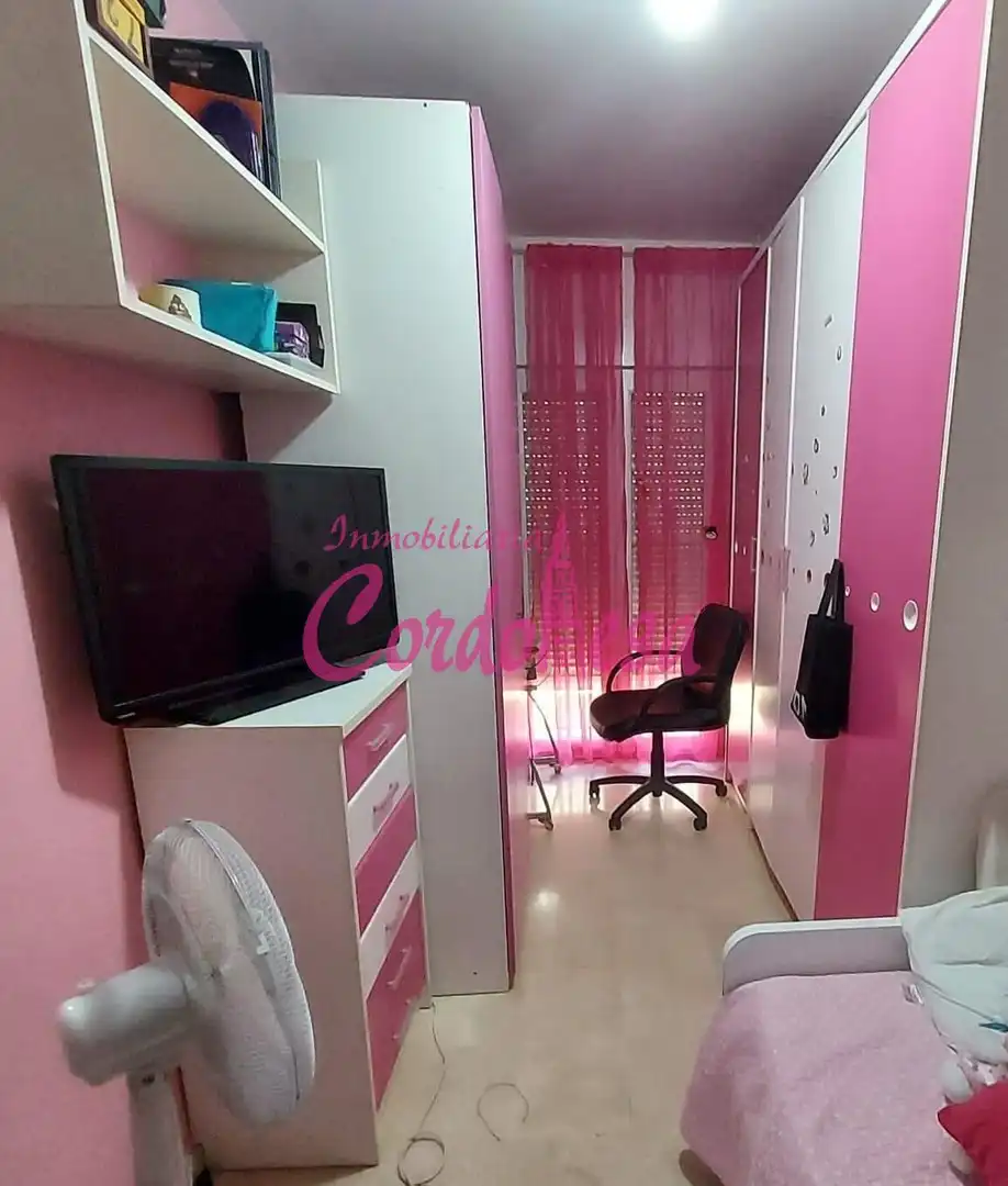 Casa amb piscina en venda a Poniente-Norte - Miralbaida - Parque Azahara, imagen 12