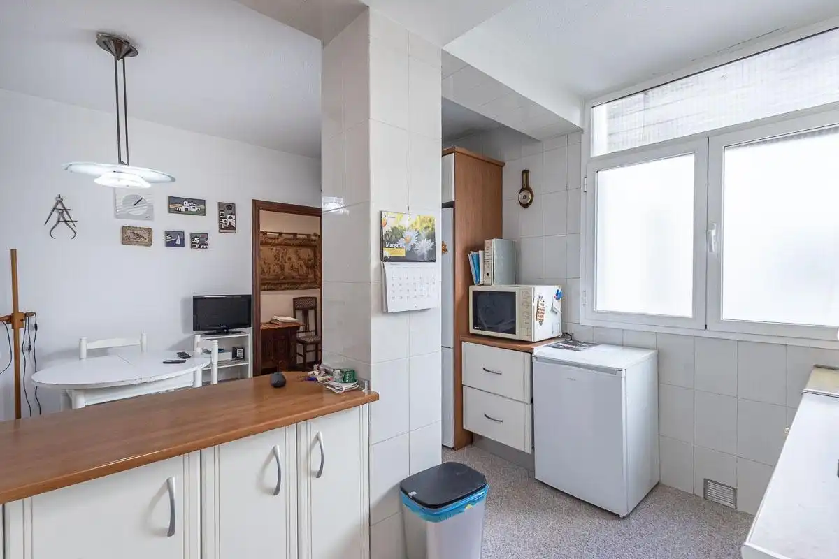 Kitchen of Flat for sale in Granada  with Air Conditioner, Heating and Balcony