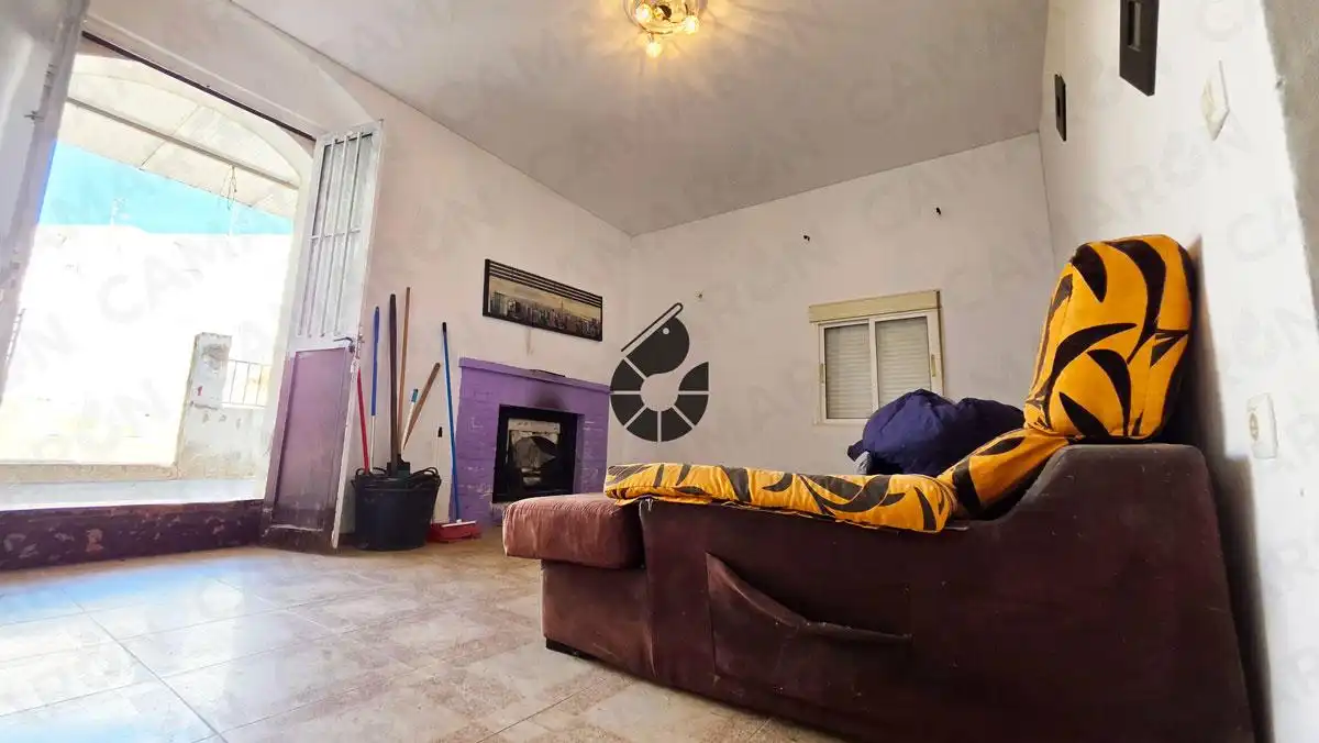 Casa adosada en venta en Almensilla con Jardín privado, Balcón y Alarma