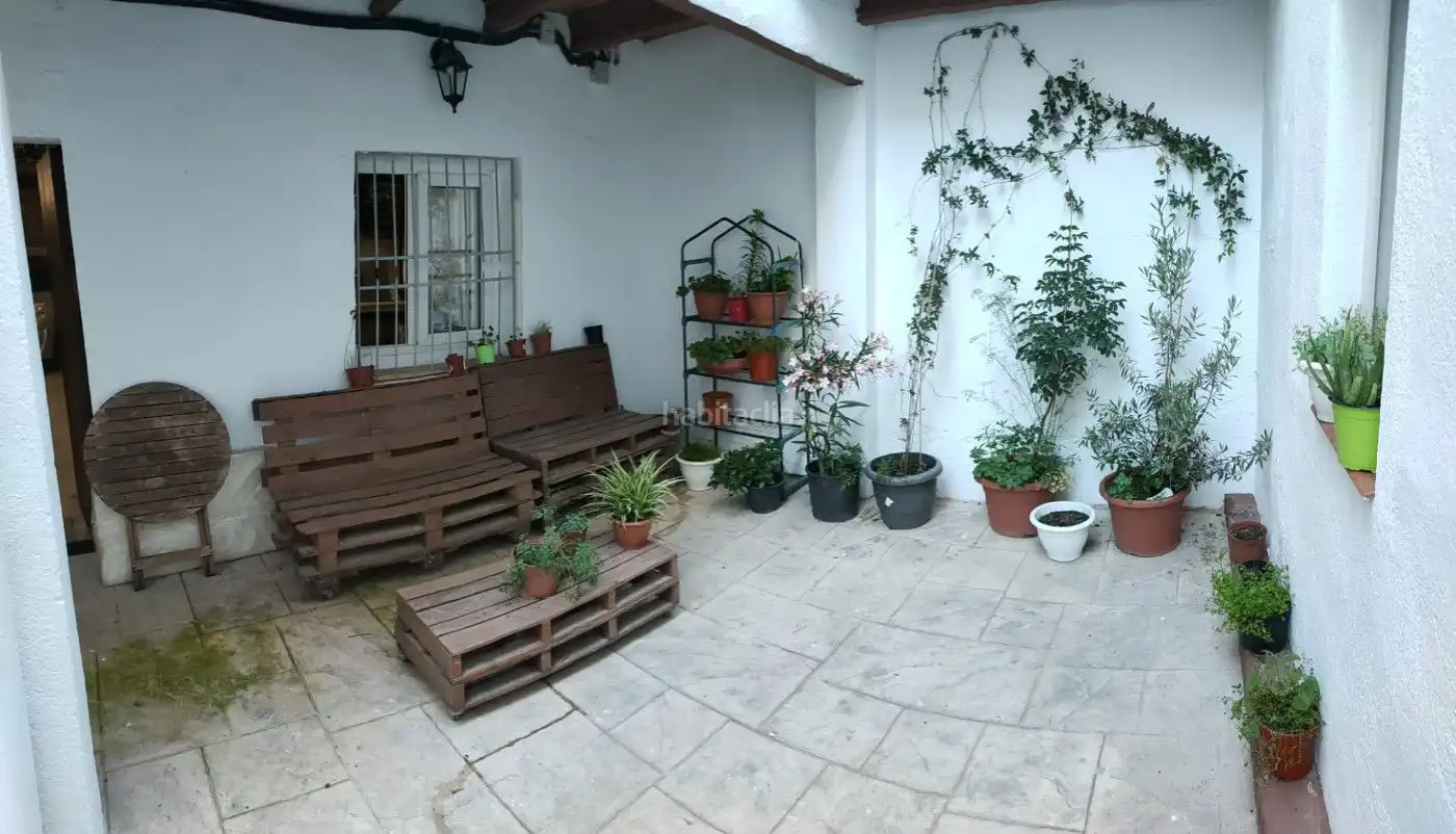 House for sale in Carrer de Montserrat 20