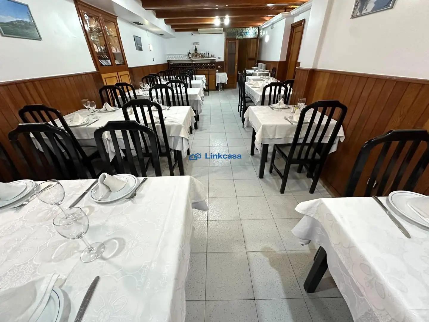 Local de lloguer en Madrid amb Aire condicionat i Moblat