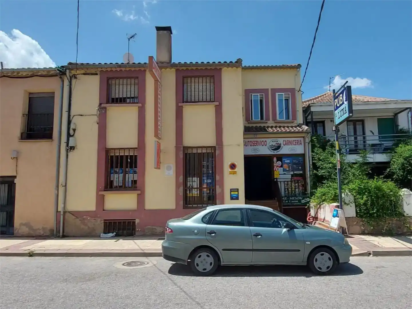 Vista exterior de Local en venda en Boceguillas amb Moblat