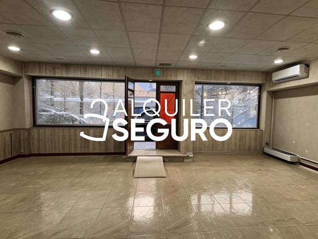 Local comercial en Alquiler en Calle Ciempozuelos en San Isidro