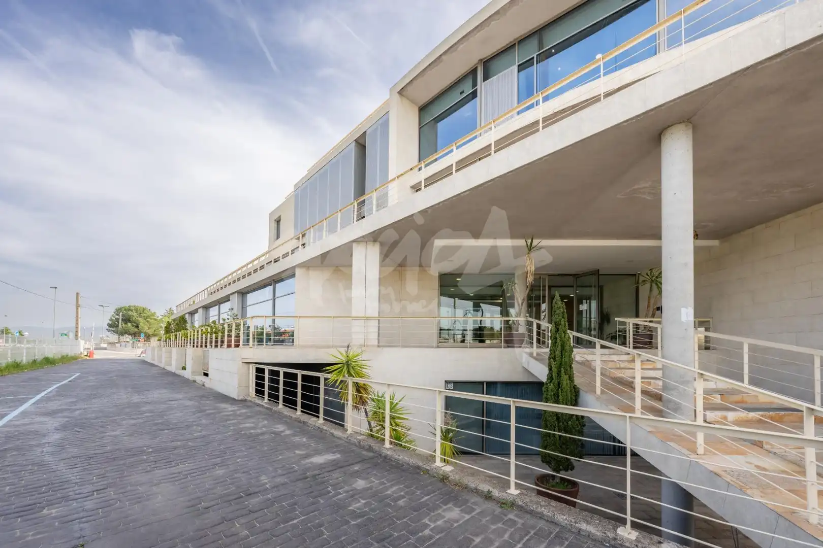 Vista exterior de Oficina en venta en Las Rozas de Madrid