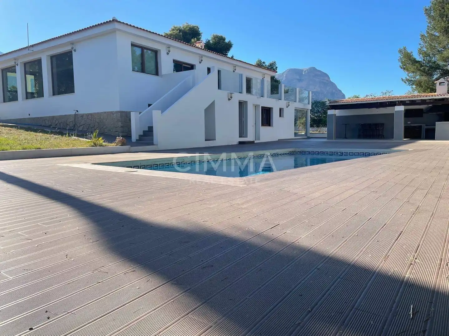Vista exterior de Casa o chalet en venta en La Nucia con Aire acondicionado, Calefacción y Jardín privado