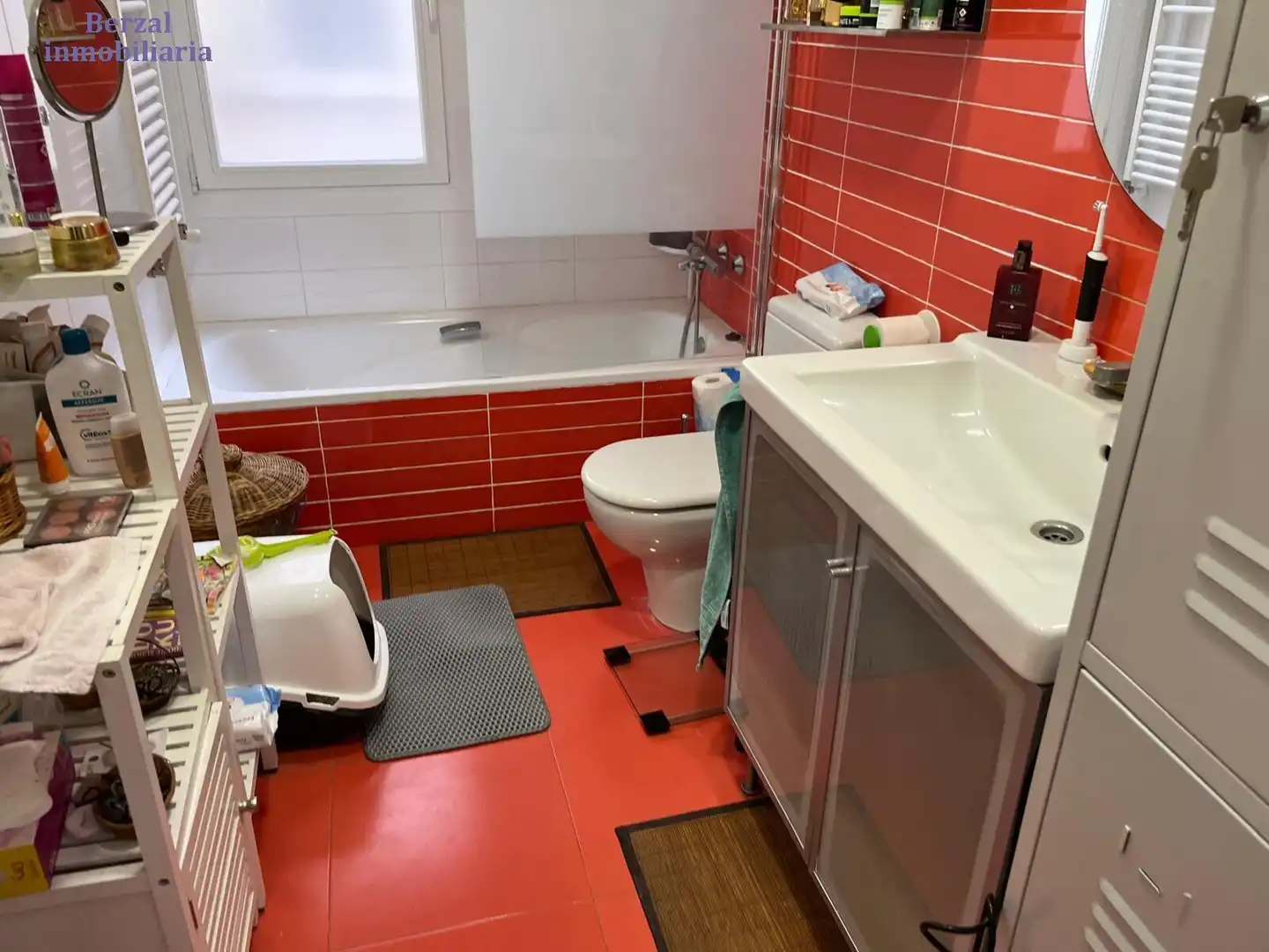 Bathroom of Flat for sale in  Logroño  with Air Conditioner, Heating and Terrace