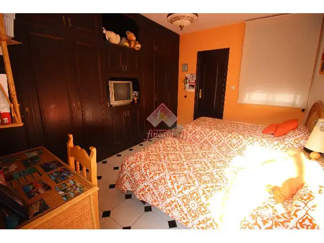 Dormitori de Casa o xalet en venda en Ronda amb Aire condicionat, Jardí privat i Terrassa