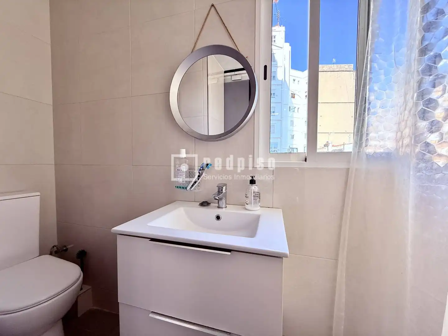 Baño de Piso en venta en Valencia con Aire acondicionado, Calefacción y Terraza