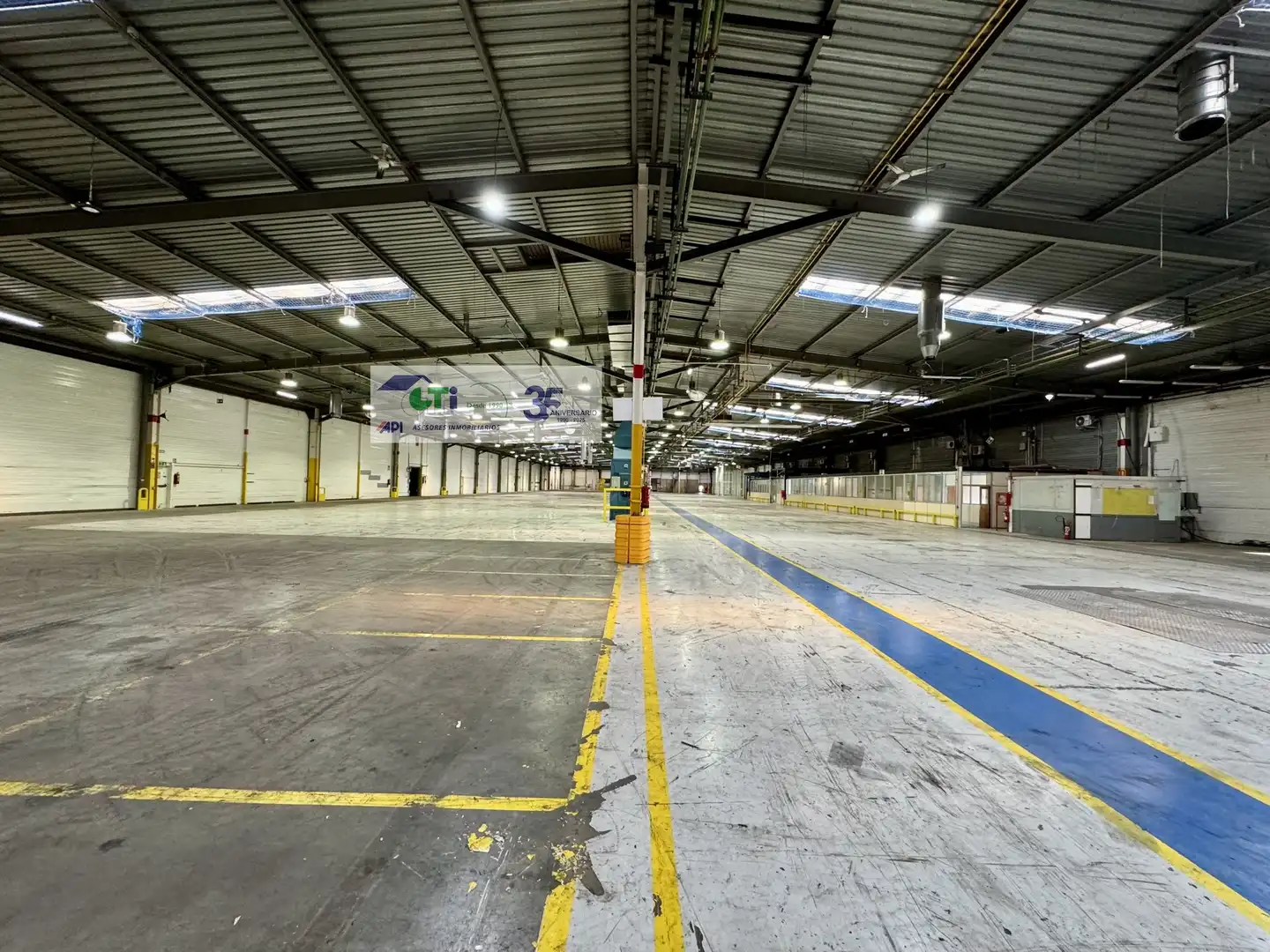Parking de Nave industrial de alquiler en Pedrola