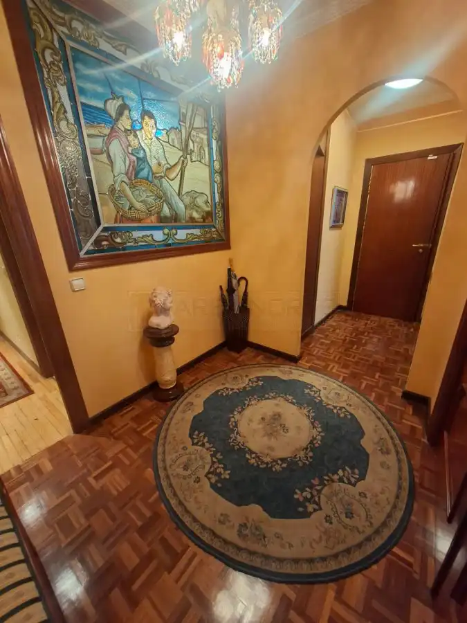 Piso en venta en Vitoria - Gasteiz con Calefacción y Parquet