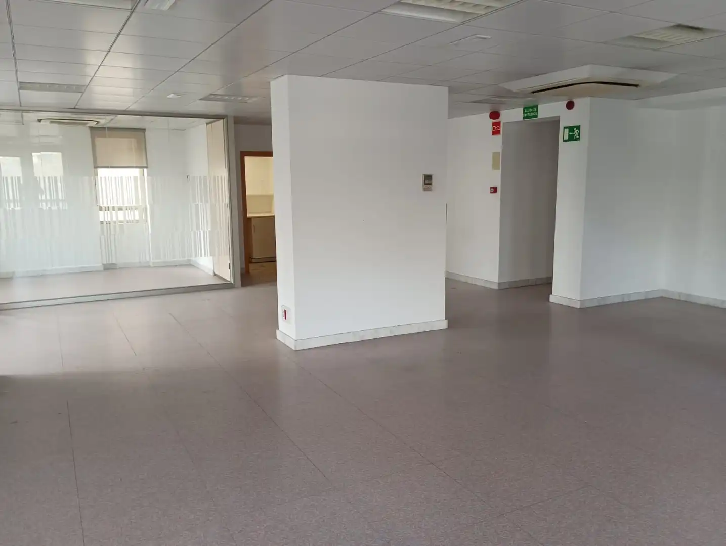 Büro zum Verkauf in DIAGONAL 523, imagen 2