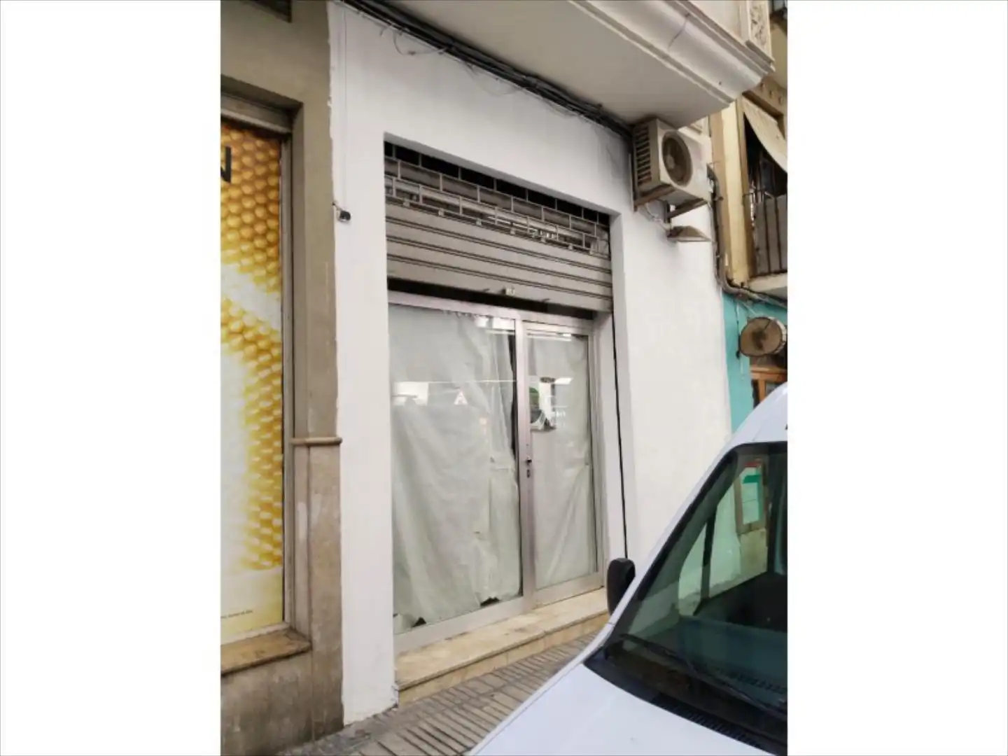 Business premises for sale in Casc Urbà, imagen 9