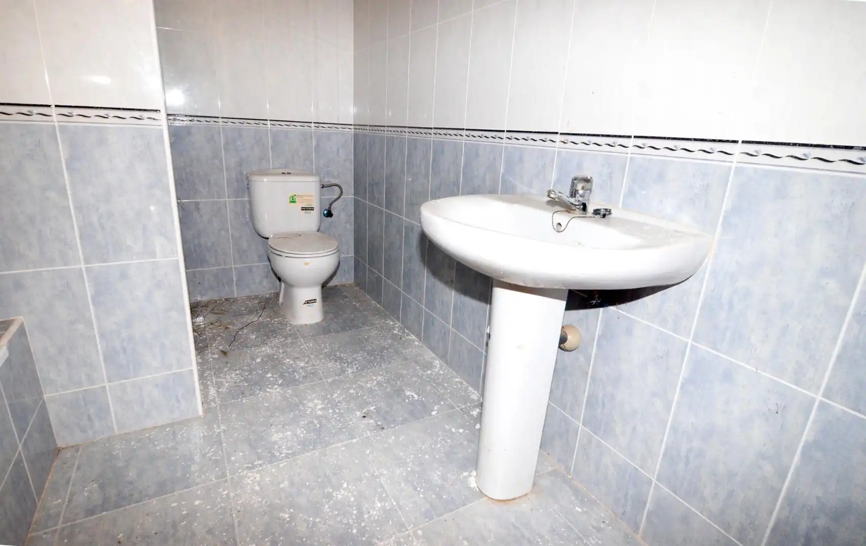 Bathroom of Flat for sale in Villarmayor