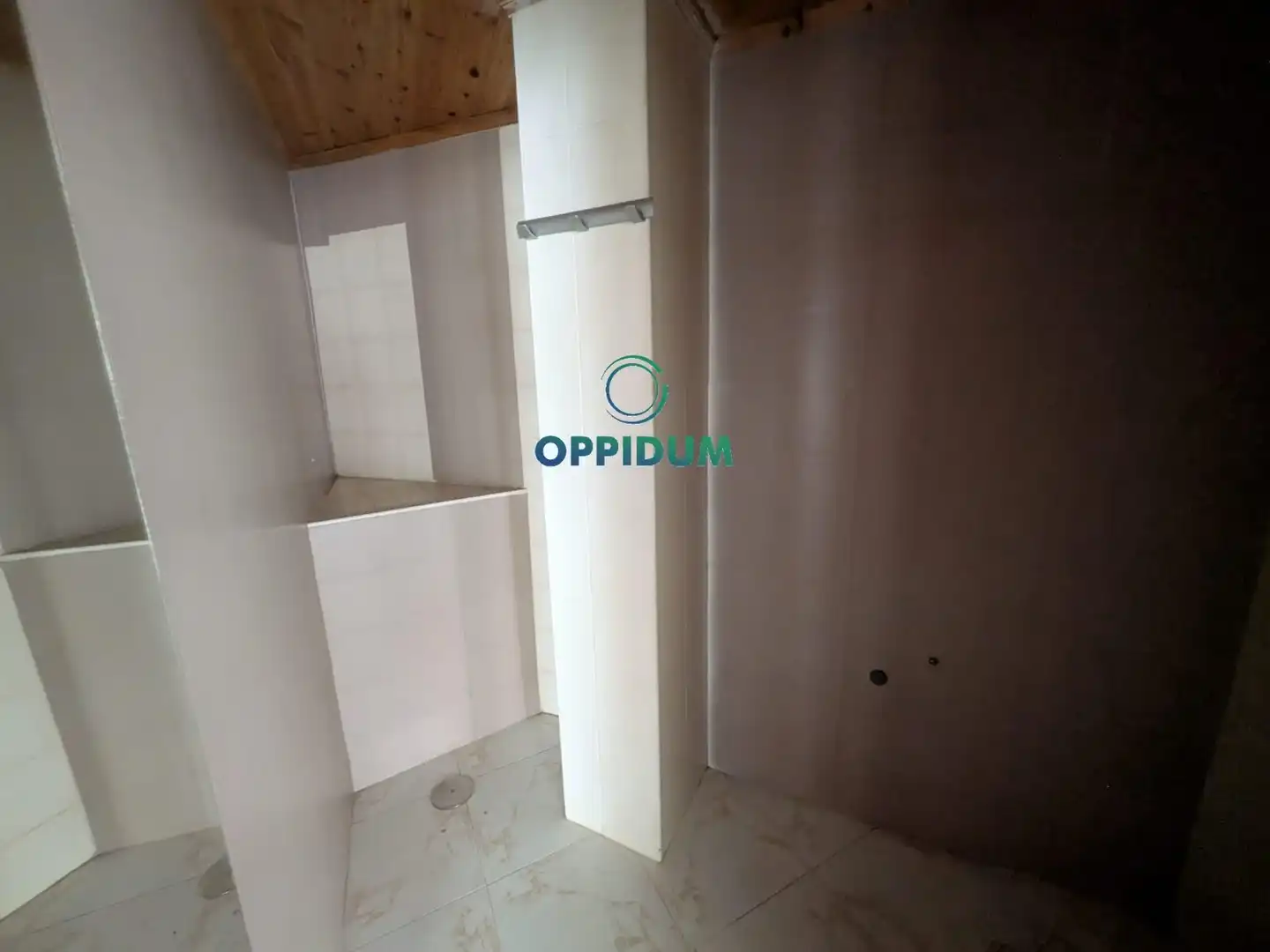 Bathroom of Commercial properties for sale in Ponteceso