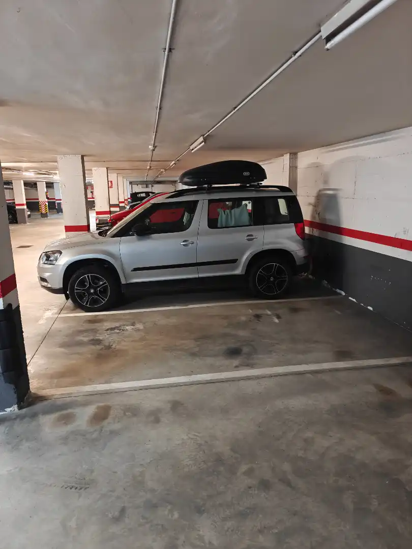 Parkplatz von Einfamilien-Reihenhaus zum Verkauf in Premià de Mar mit Klimaanlage, Heizung und Parkett
