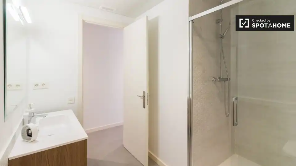 Flat with terrace to rent in Ciutat Vella, imagen 17