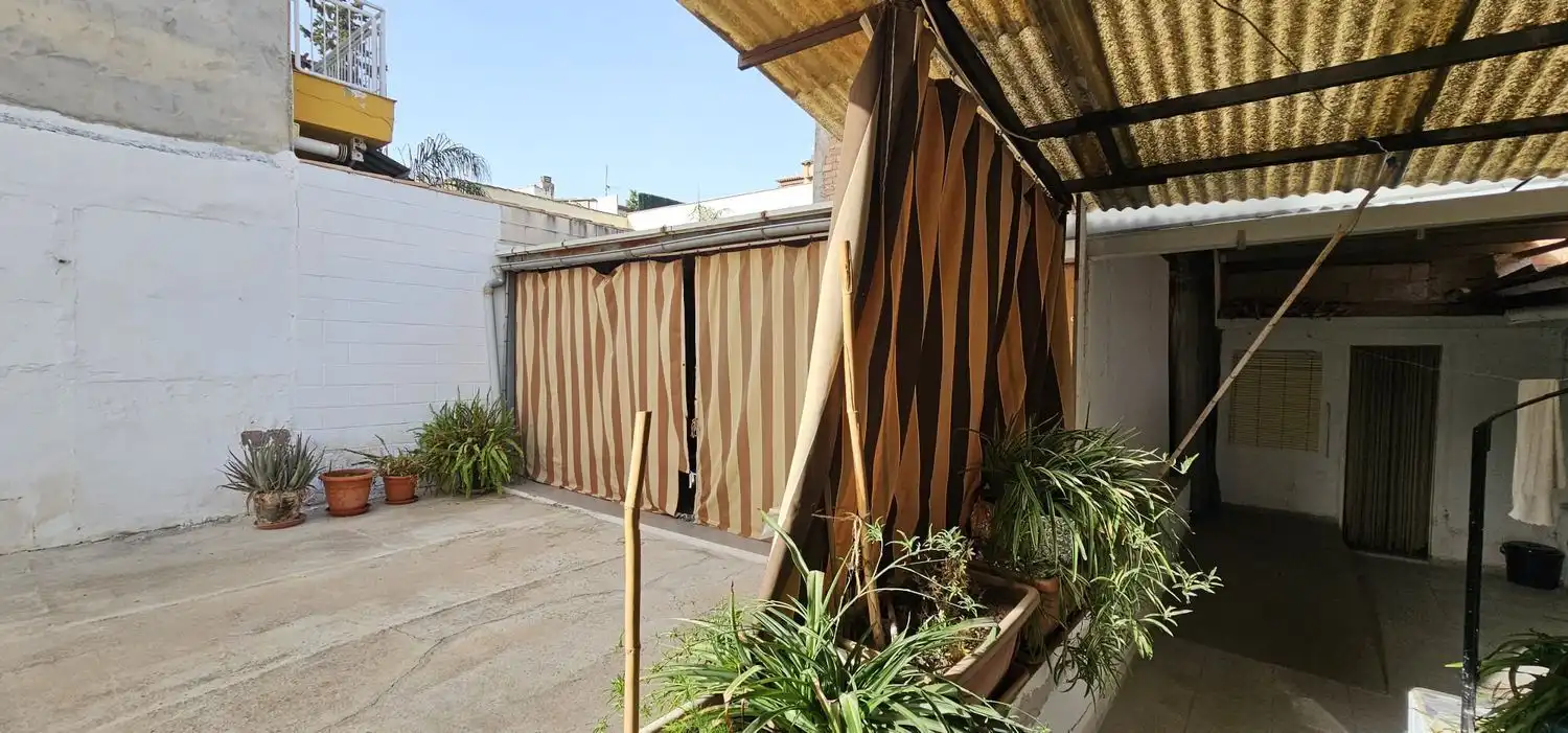 Vista exterior de Casa o xalet en venda en Murcia amb Jardí privat i Terrassa