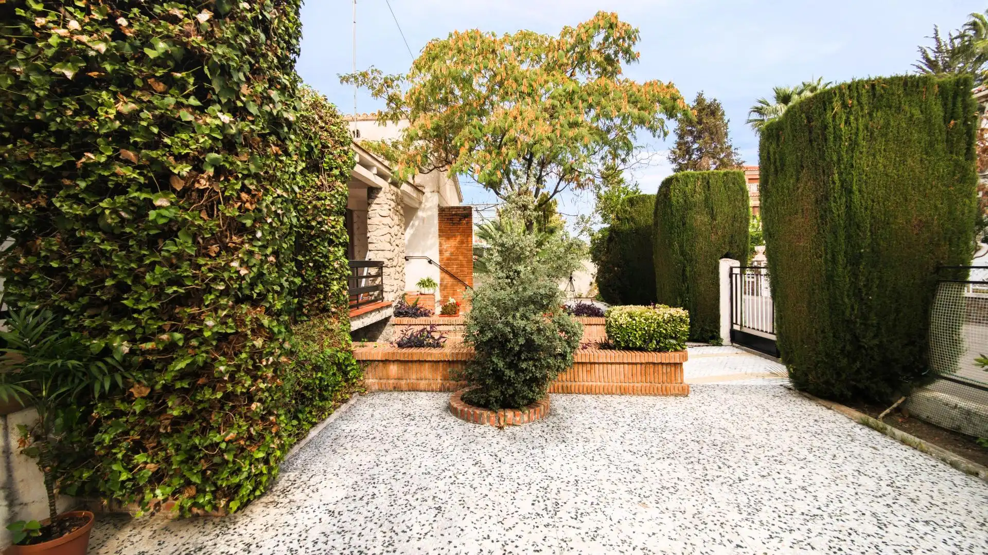 Garden of Houses for sale in Armilla  with Air Conditioner, Heating and Swimming Pool