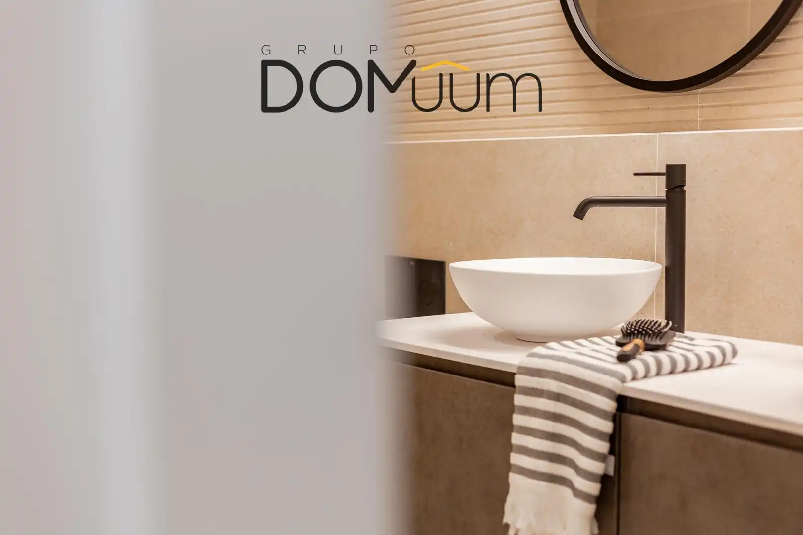 Badezimmer von Wohnung zum Verkauf in Tarragona mit Heizung, Parkett und Terrasse