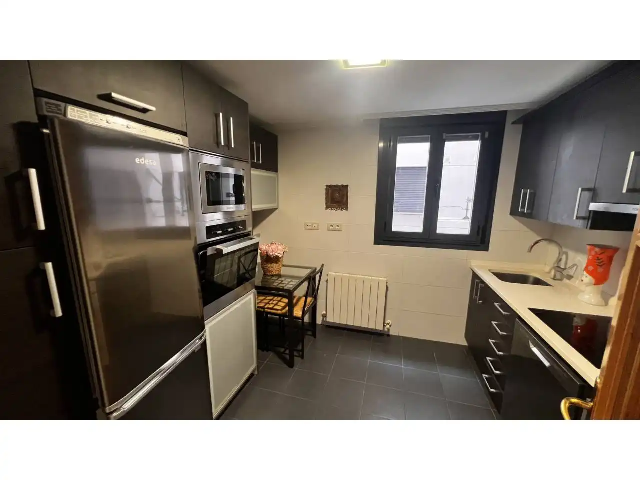 Küche von Wohnung zum Verkauf in Medina de Pomar mit Heizung, Abstellraum und Möbliert