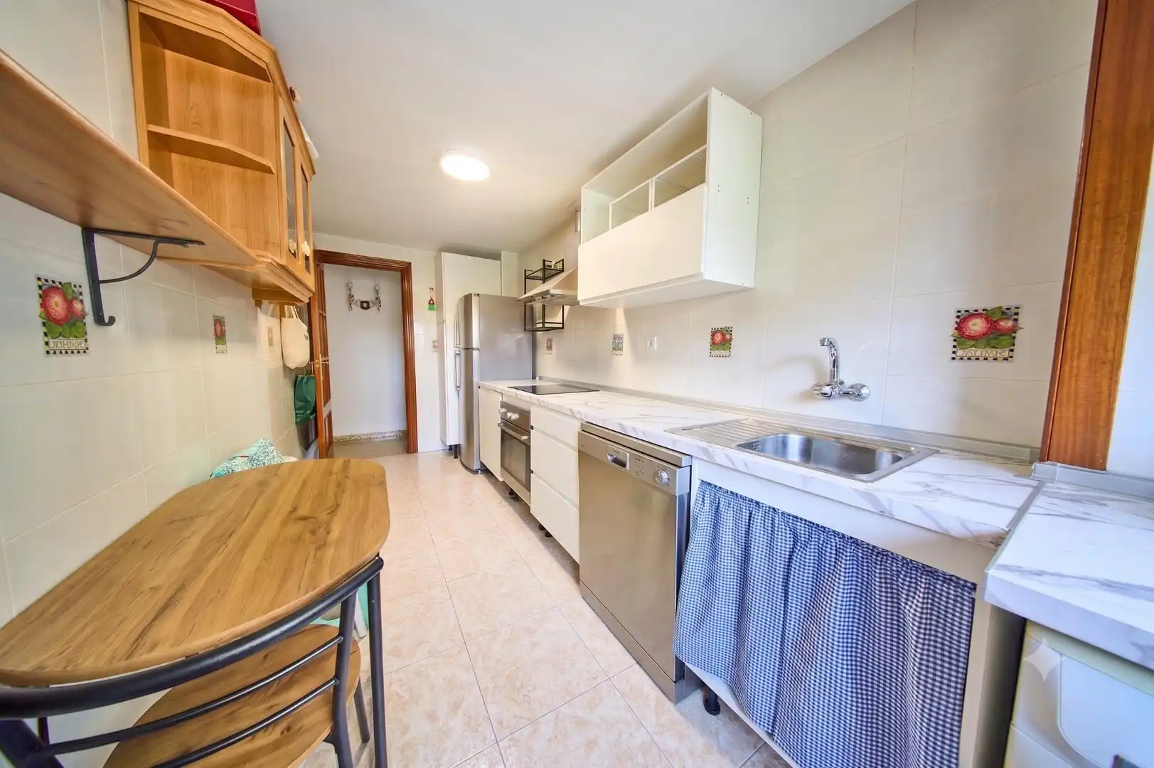 Cuina de Pis en venda en Granada amb Aire condicionat, Calefacció i Terrassa