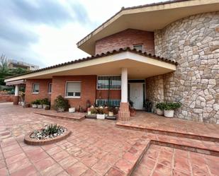 Vista exterior de Casa o xalet en venda en Castellvell del Camp amb Calefacció, Jardí privat i Terrassa