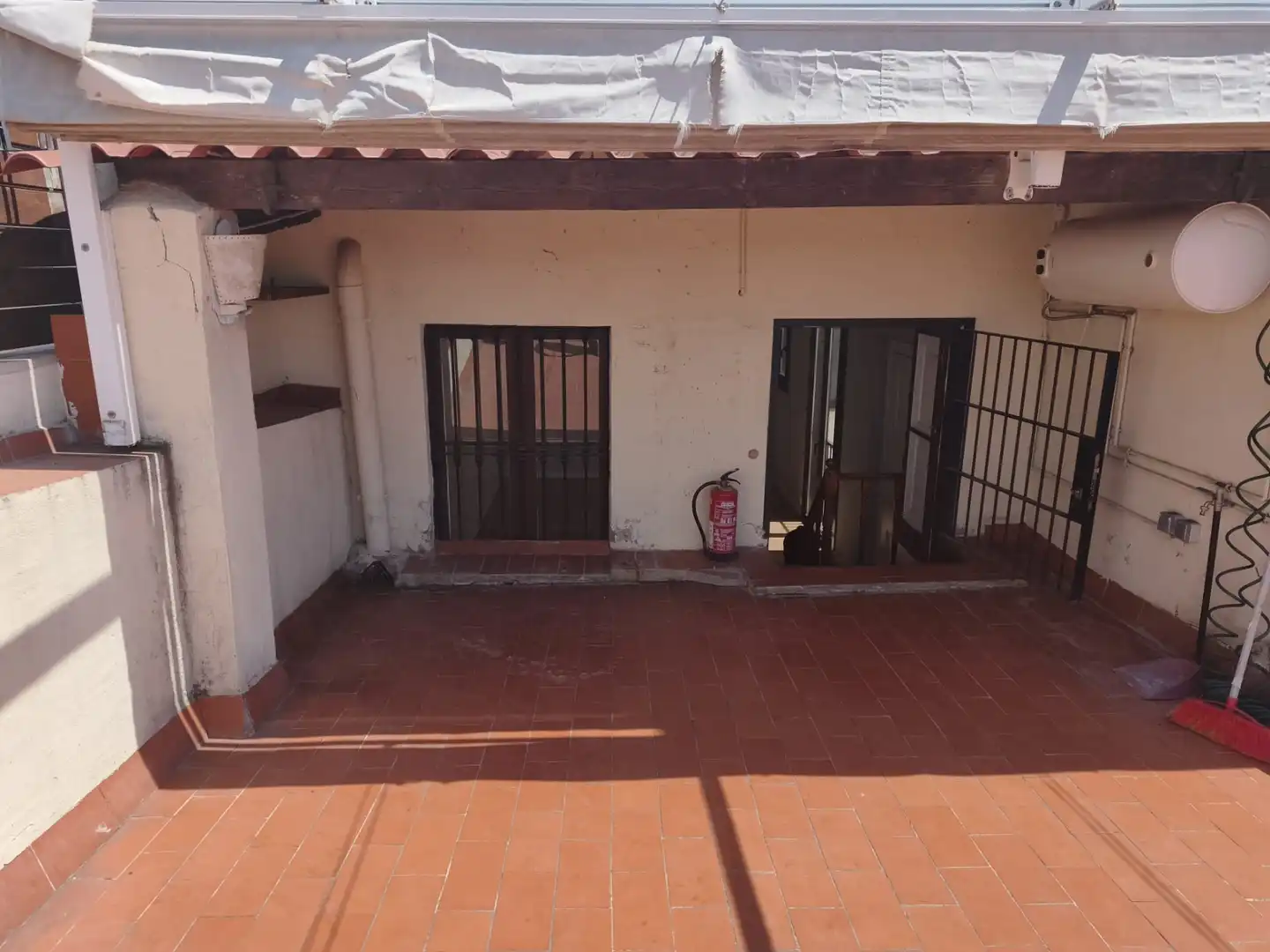 Terrasse von Dachboden zur Miete in Barcelona mit Klimaanlage, Heizung und Terrasse