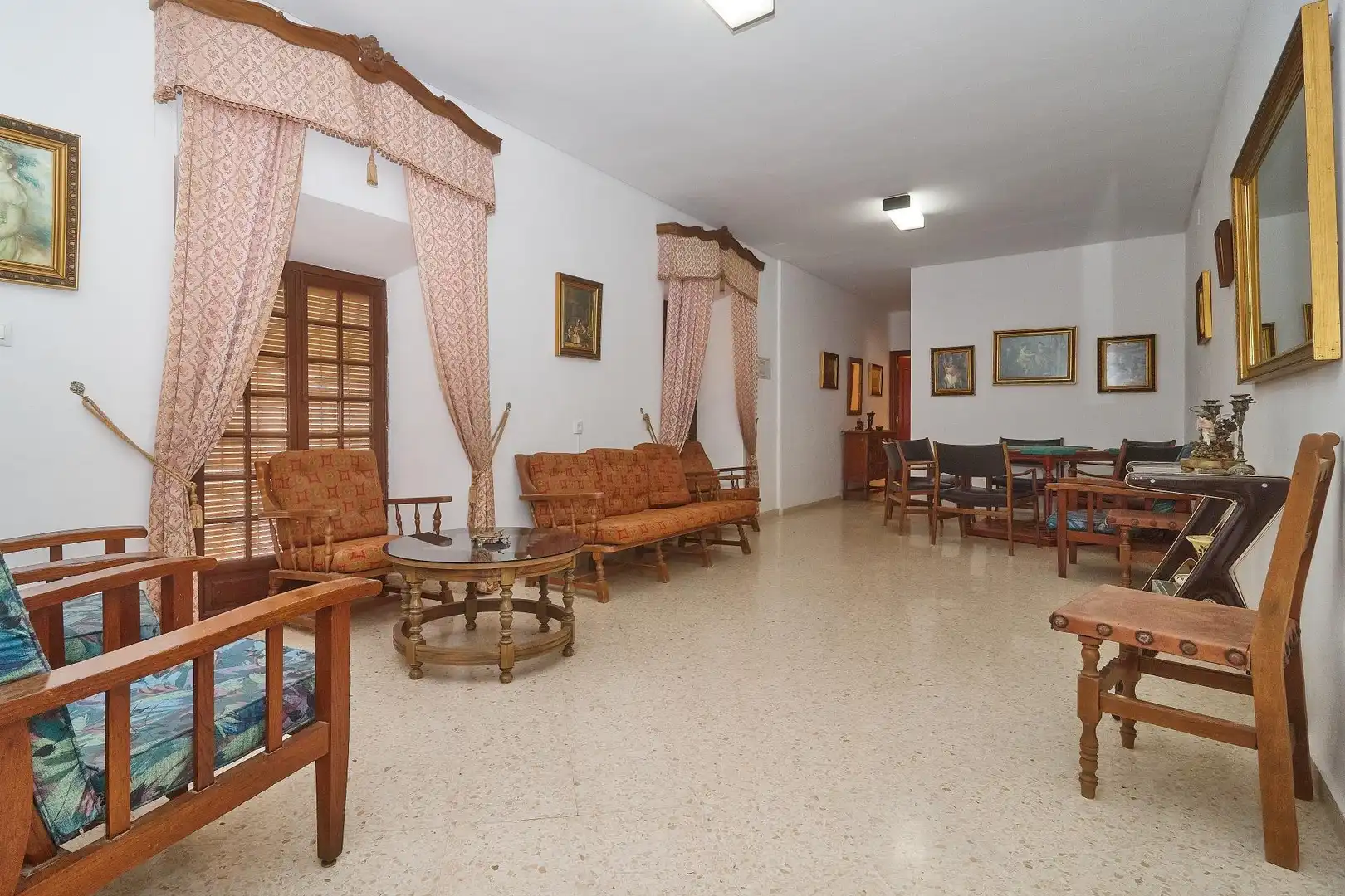 Sala de estar de Nave industrial en venta en Aguilar de la Frontera