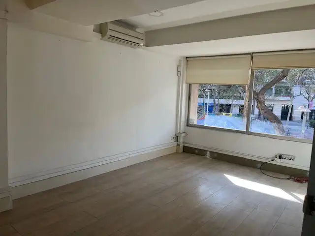 Office space with lift for sale in Avinguda de Mistral
