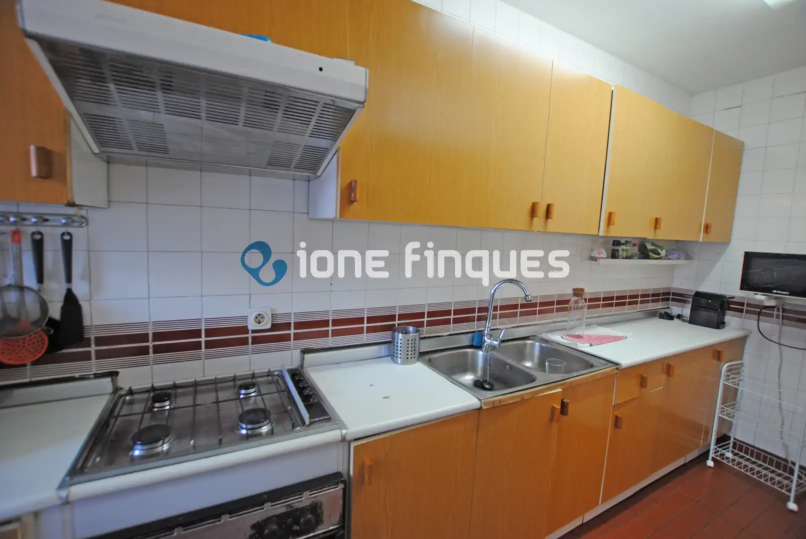 Kitchen of Flat for sale in Cerdanyola del Vallès  with Heating, Terrace and Storage room