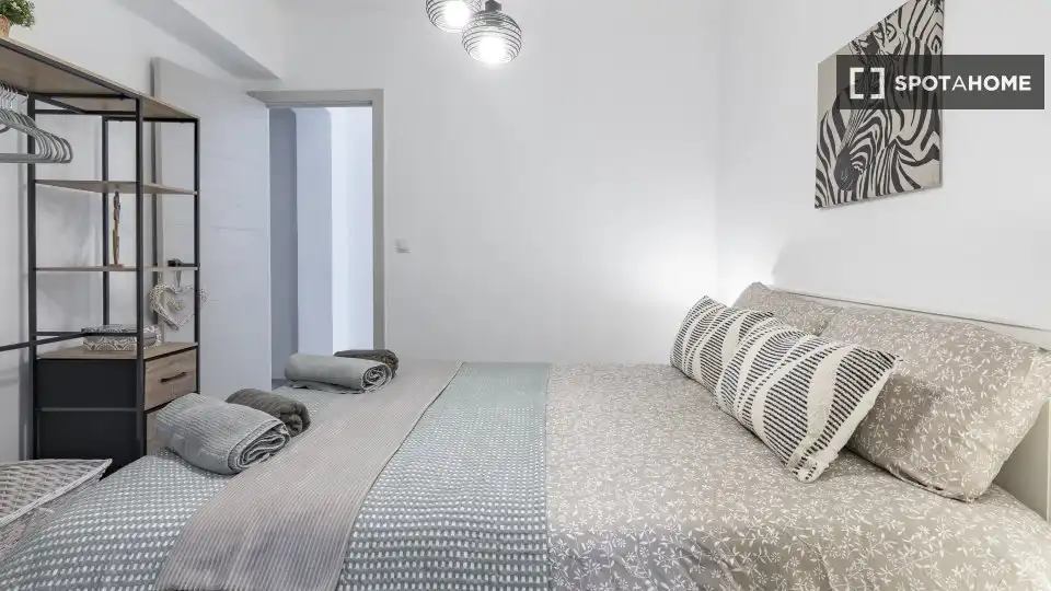 Schlafzimmer von Wohnungen zur untervermieten in Paterna mit Klimaanlage, Terrasse und Möbliert