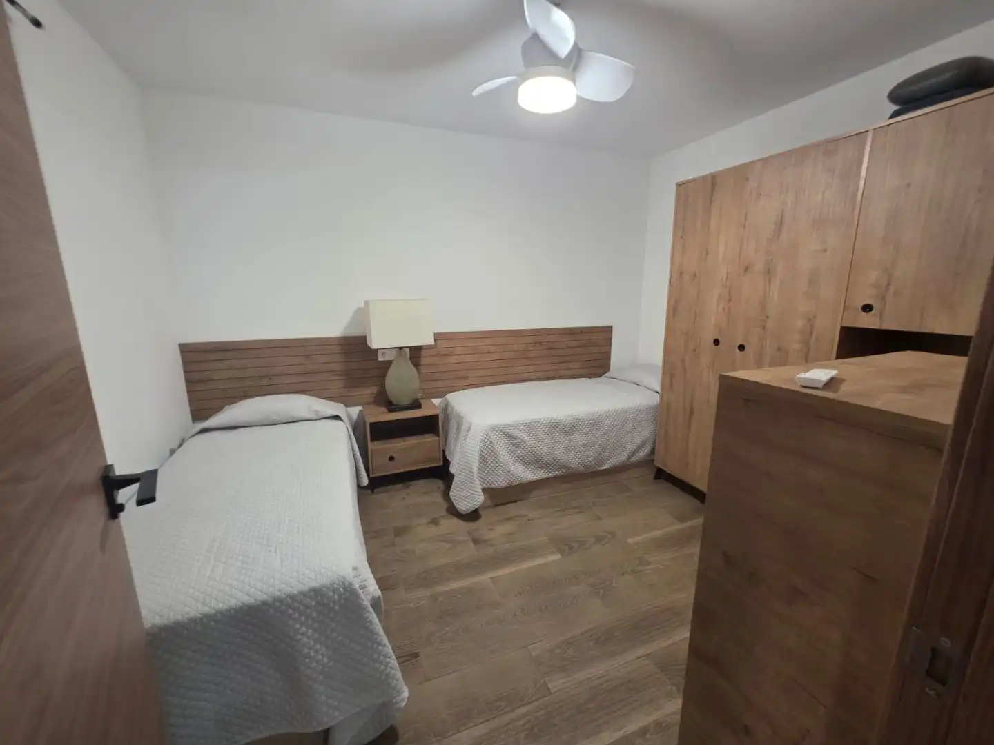 Bedroom of Ground floor for rent in Llevant