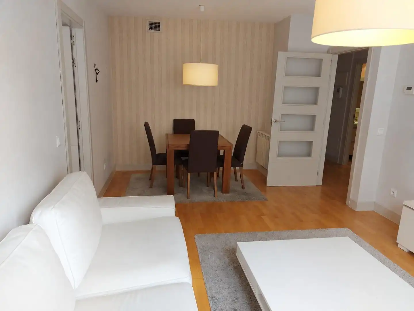 Apartament de lloguer a Calle FLAUTA MAGICA LA, Los Satélites - Roza Martín