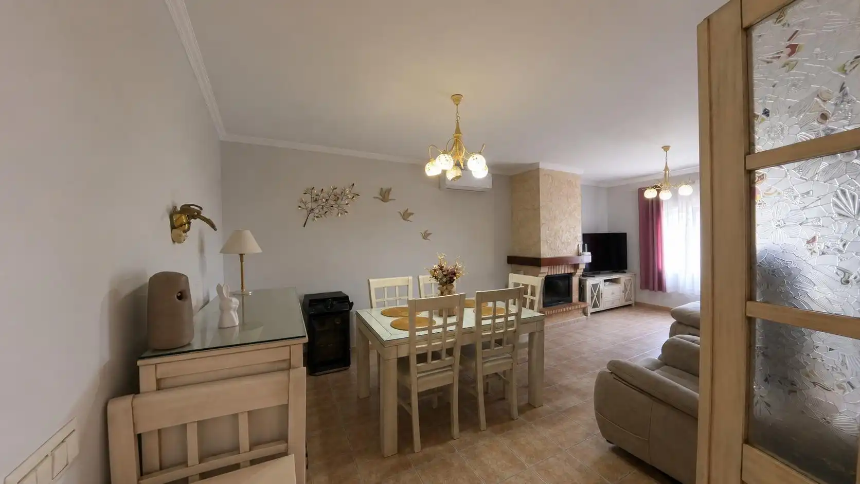 Living room of Houses for sale in Chiclana de la Frontera  with Air Conditioner, Private garden and Storage room