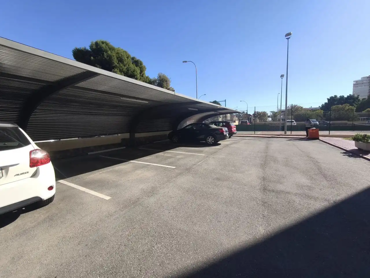 Aparcament de Pis en venda en Alicante / Alacant amb Aire condicionat, Calefacció i Terrassa