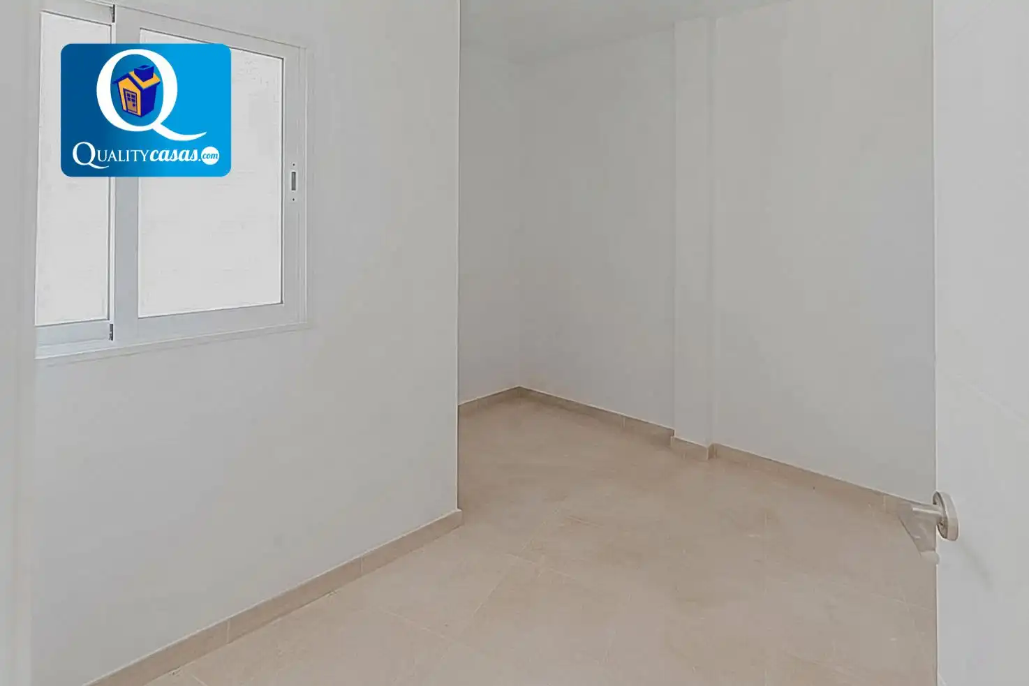 Habitación de Oficina en venta en Alicante / Alacant con Aire acondicionado