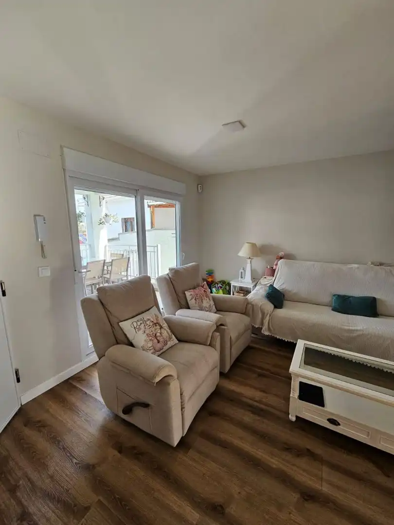 Sala d'estar de Casa o xalet en venda en Almazora / Almassora amb Aire condicionat, Terrassa i Traster