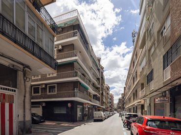 Pis amb ascensor en venda a Calle ACERA DE CANASTEROS 16