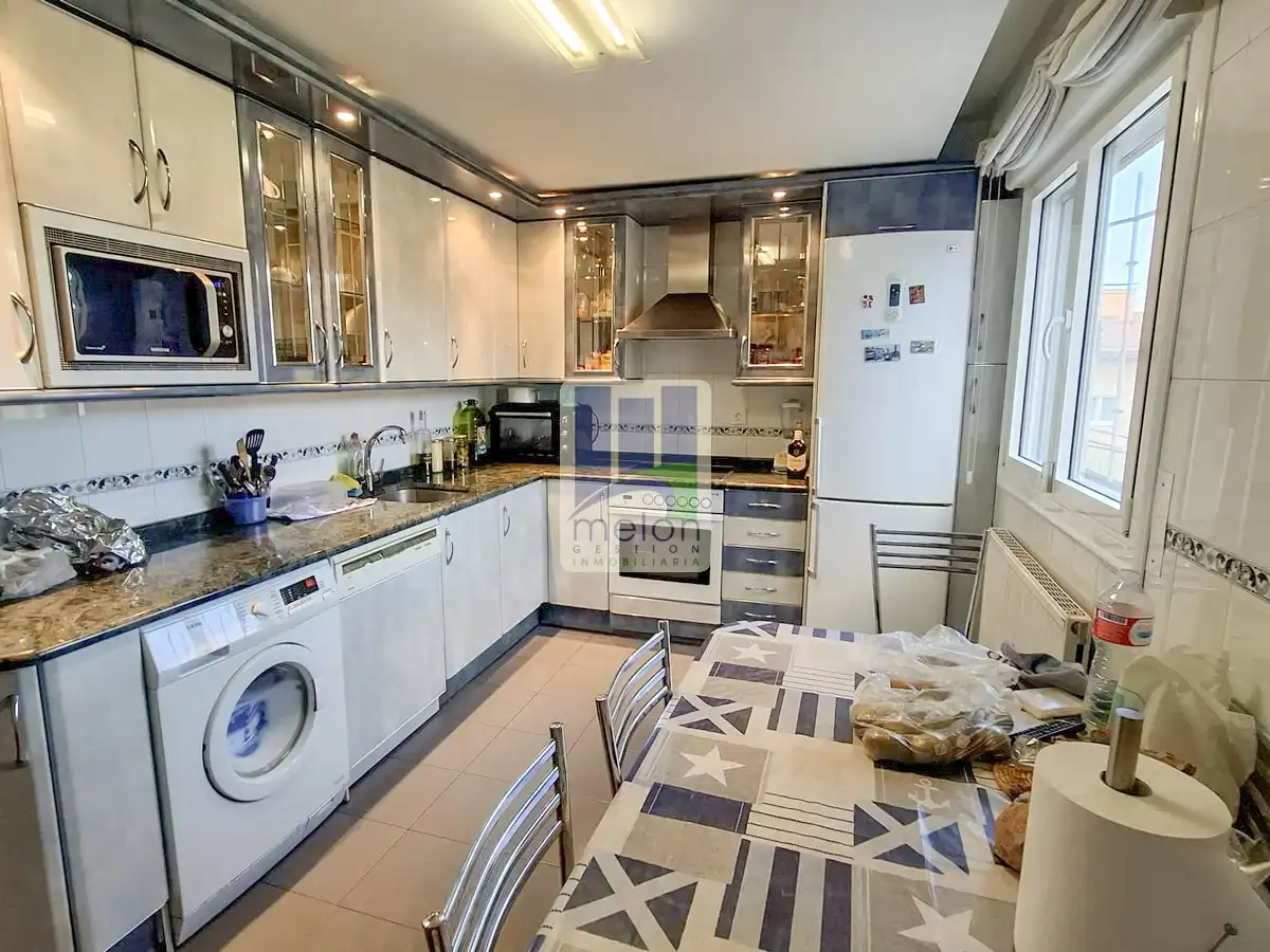 Chalet en venta en QUINTANADUEÑAS, imagen 4
