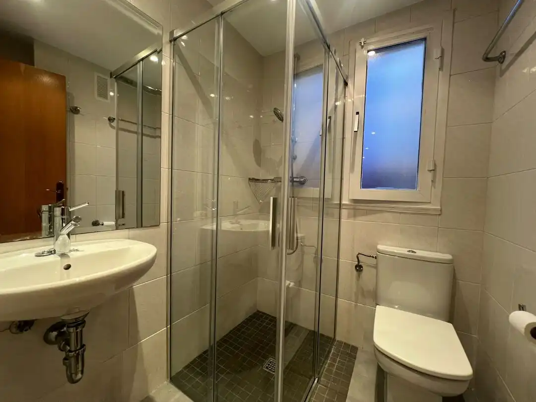 Baño de Piso de alquiler en Donostia - San Sebastián  con Calefacción