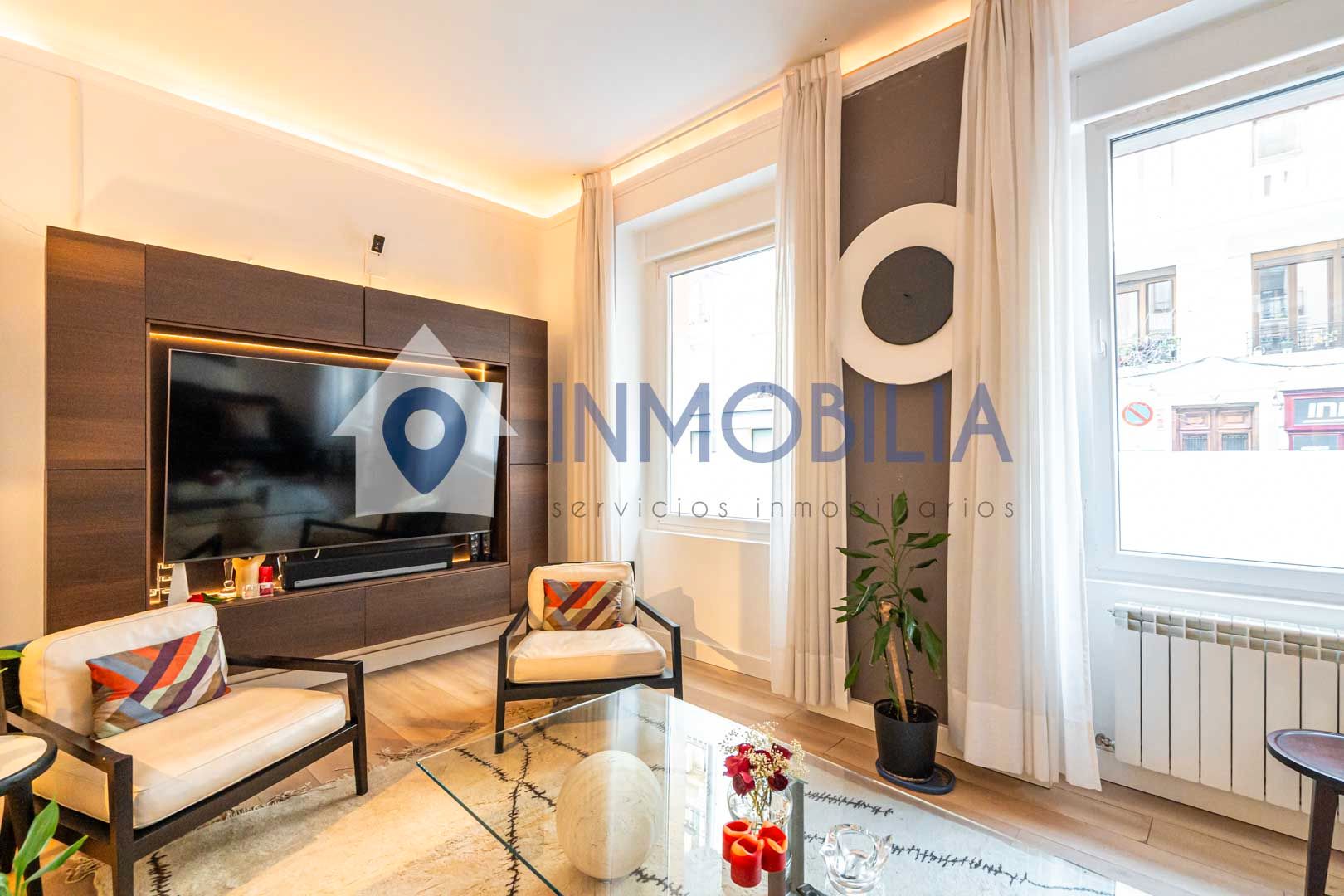 Sala d'estar de Pis en venda en  Madrid Capital amb Aire condicionat, Calefacció i Traster