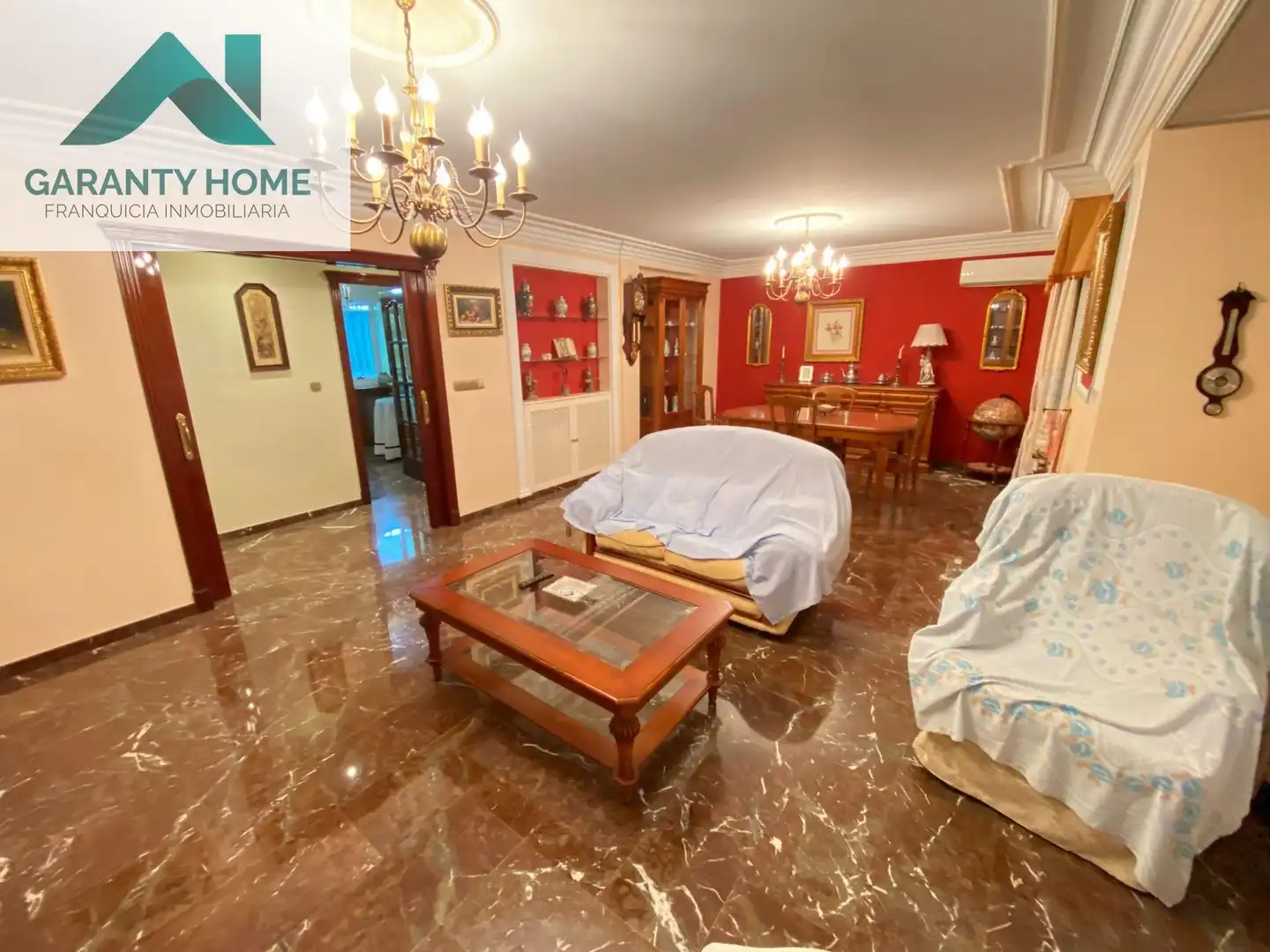 Sala d'estar de Edifici en venda en Martos