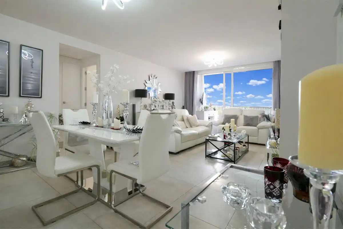 Wohnzimmer von Erdgeschoss zum Verkauf in Mijas mit Klimaanlage, Terrasse und Abstellraum