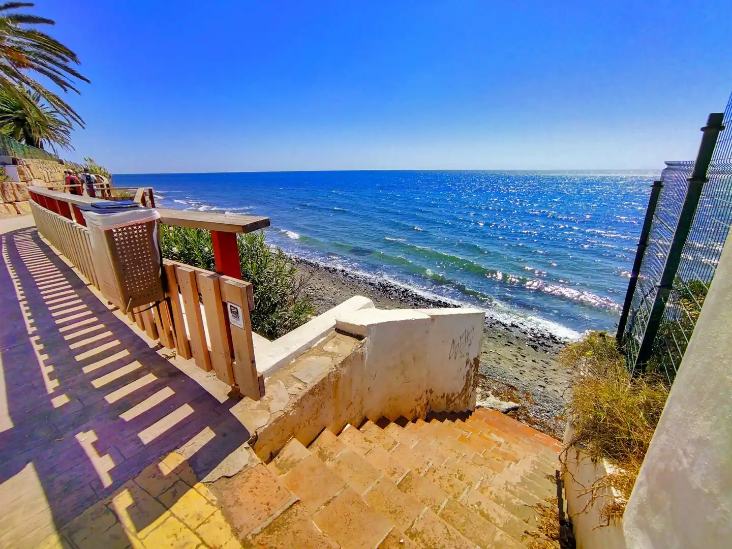 Dúplex en venta en Estepona con Terraza, Piscina y Piscina comunitaria