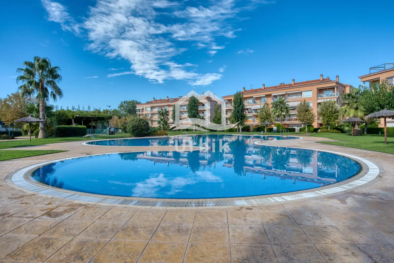 Piscina de Piso en venta en Castell d'Aro, Platja d'Aro i s'Agaró con Aire acondicionado, Calefacción y Terraza