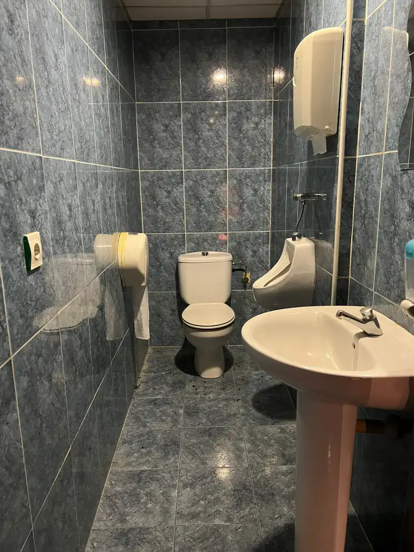 Bany de Local en venda en La Pobla de Farnals amb Aire condicionat i Calefacció
