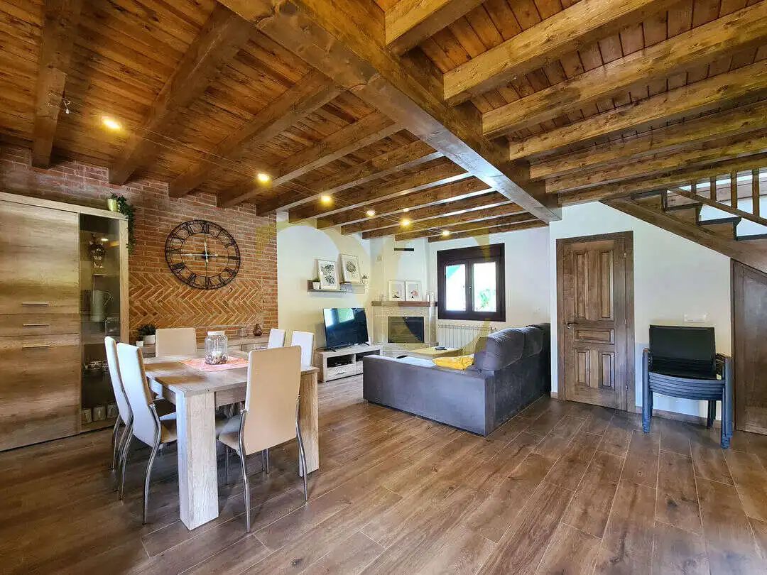 Sala de estar de Casa o chalet en venta en Ribadesella con Calefacción, Jardín privado y Trastero
