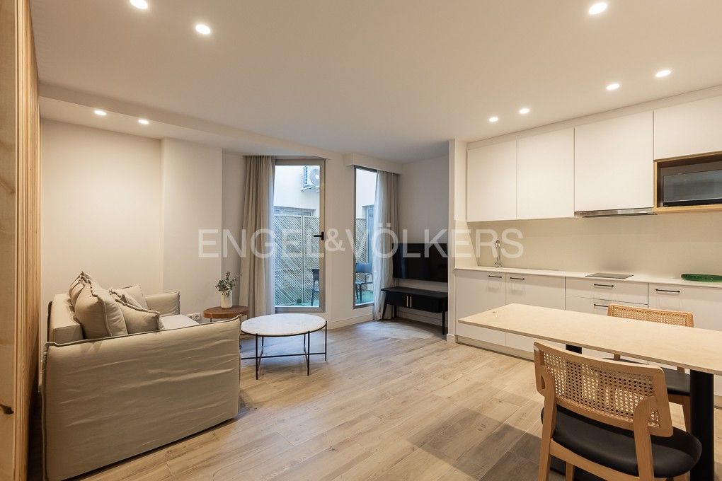Sala d'estar de Estudi de lloguer en  Valencia Capital amb Aire condicionat, Calefacció i Terrassa