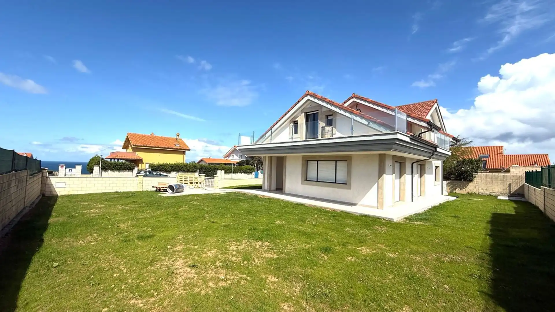 Exterior view of Houses for sale in Bareyo  with Heating, Private garden and Terrace